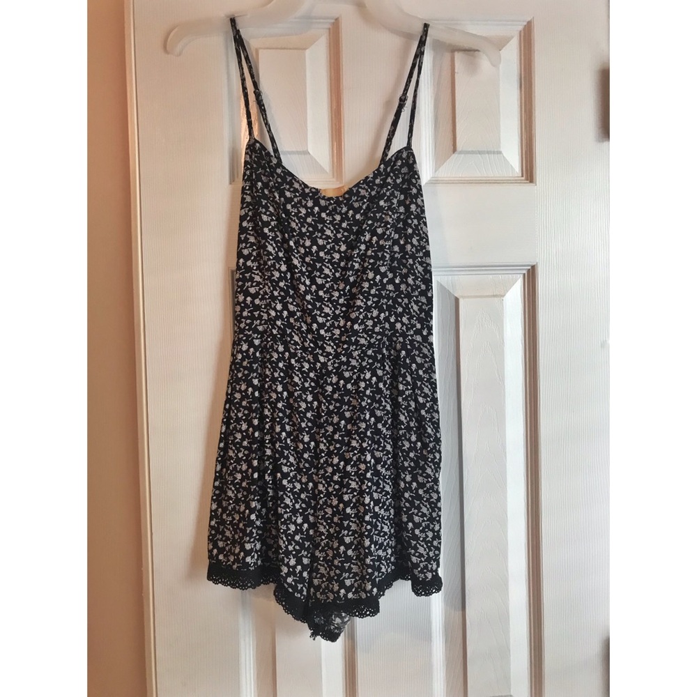 Mini floral romper